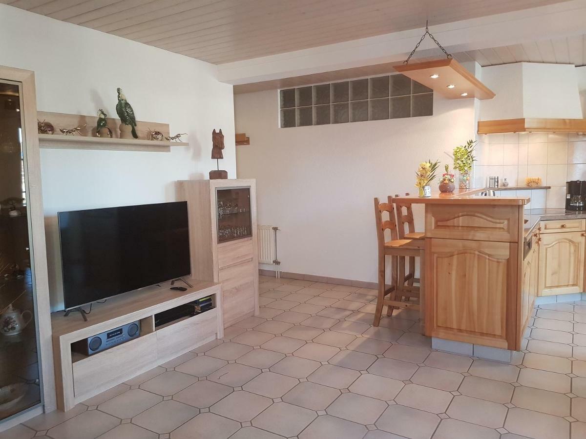 Apartement-Gite Rural A 3 Km De Delemont Courcelon 外观 照片